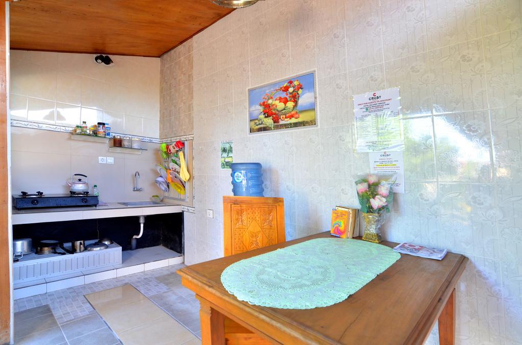 Arik Homestay Canggu Exterior photo